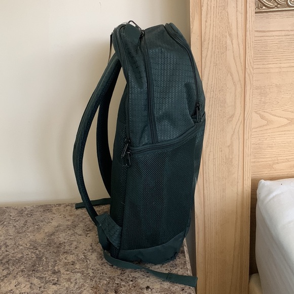 Nike Backpack - Picture 2 of 9